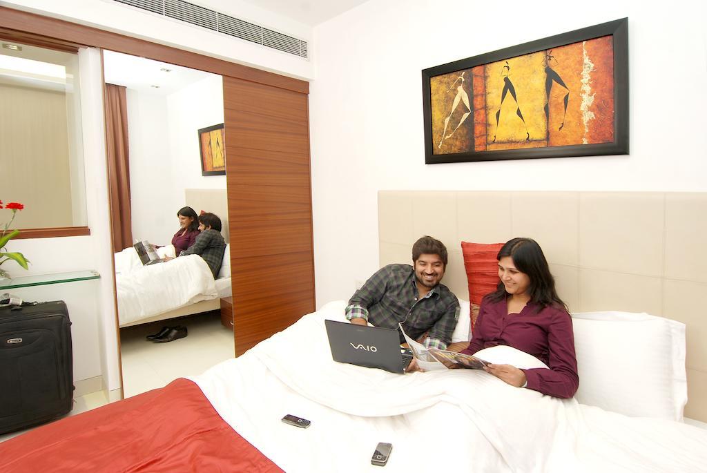 Hotel White Lotus à Gurgaon Extérieur photo