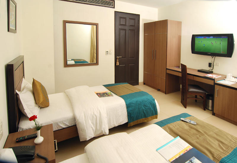 Hotel White Lotus à Gurgaon Extérieur photo